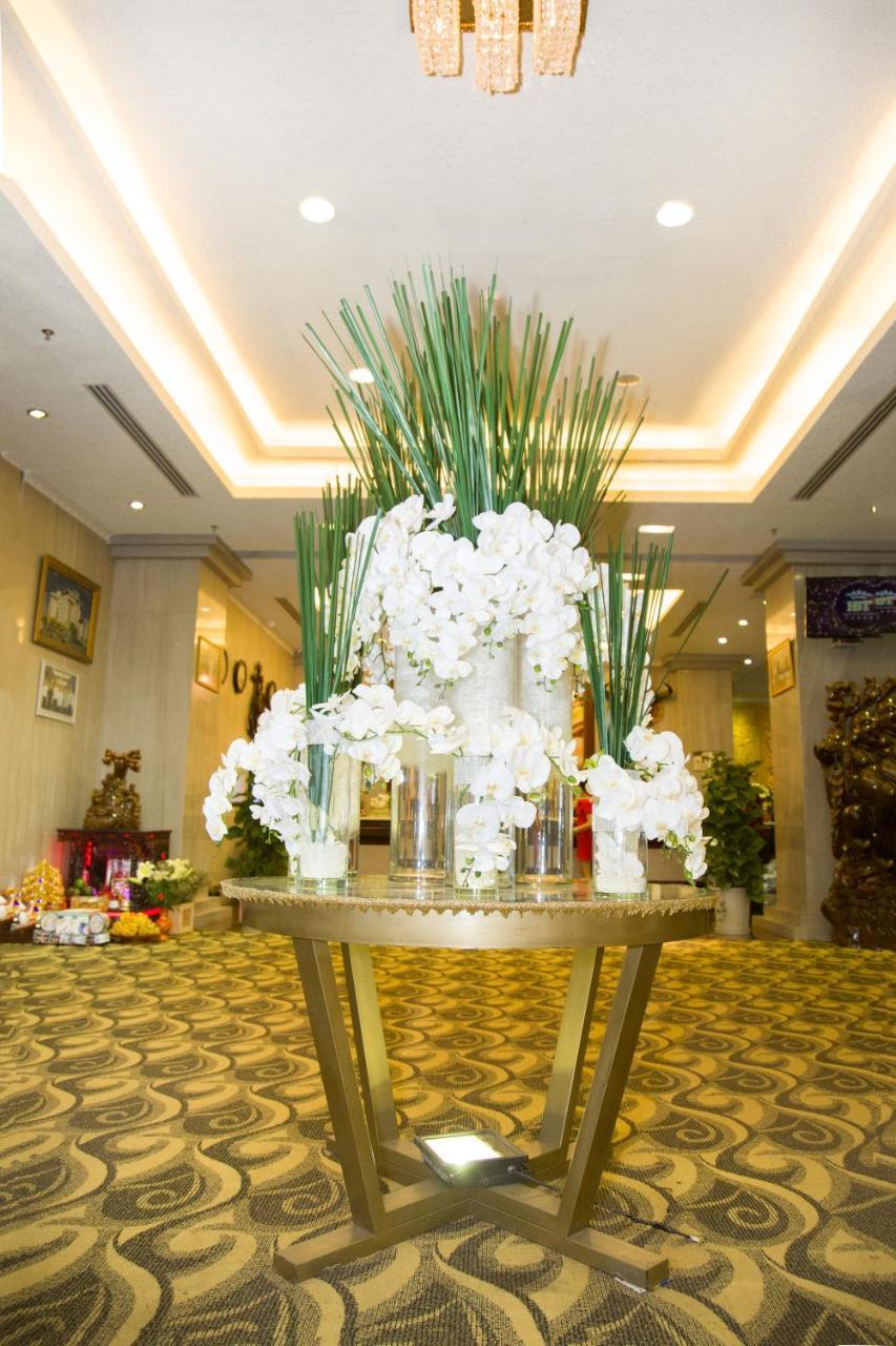 Hai Ba Trung Hotel & Spa Buôn Ma Thuột Extérieur photo