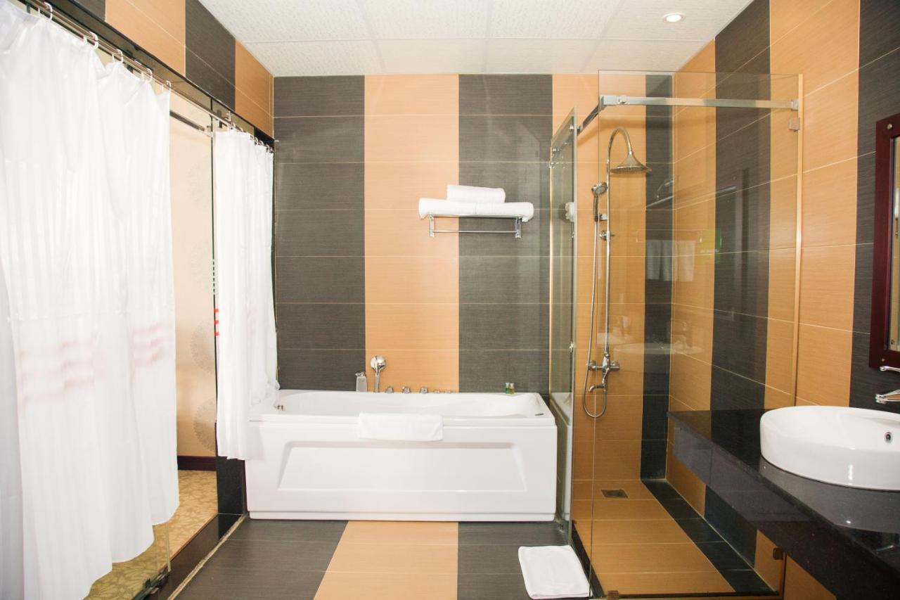 Hai Ba Trung Hotel & Spa Buôn Ma Thuột Extérieur photo